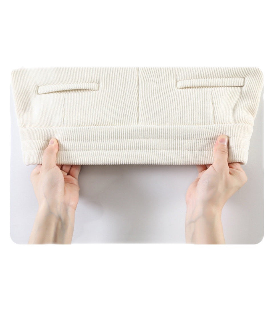 Women’s crop top cardigan with high waisted trousers & handbag outfit